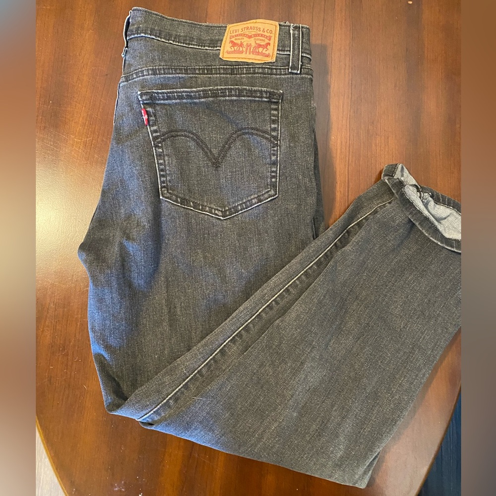 Levi’s woman’s mid rise boyfriend jeans size 14/32